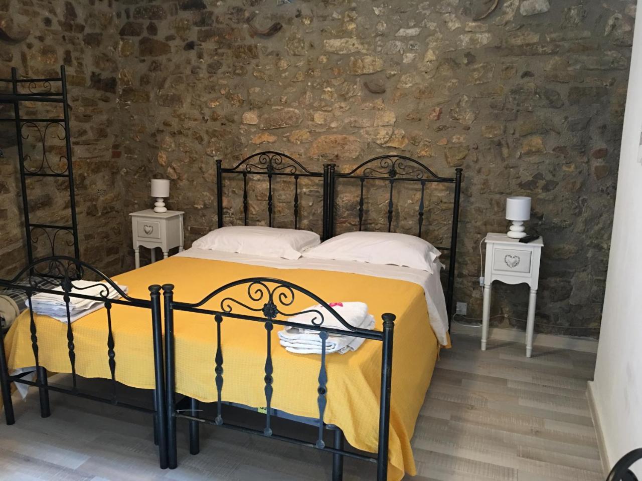 B&B Antichi Cortili Termini Imerese Exteriér fotografie
